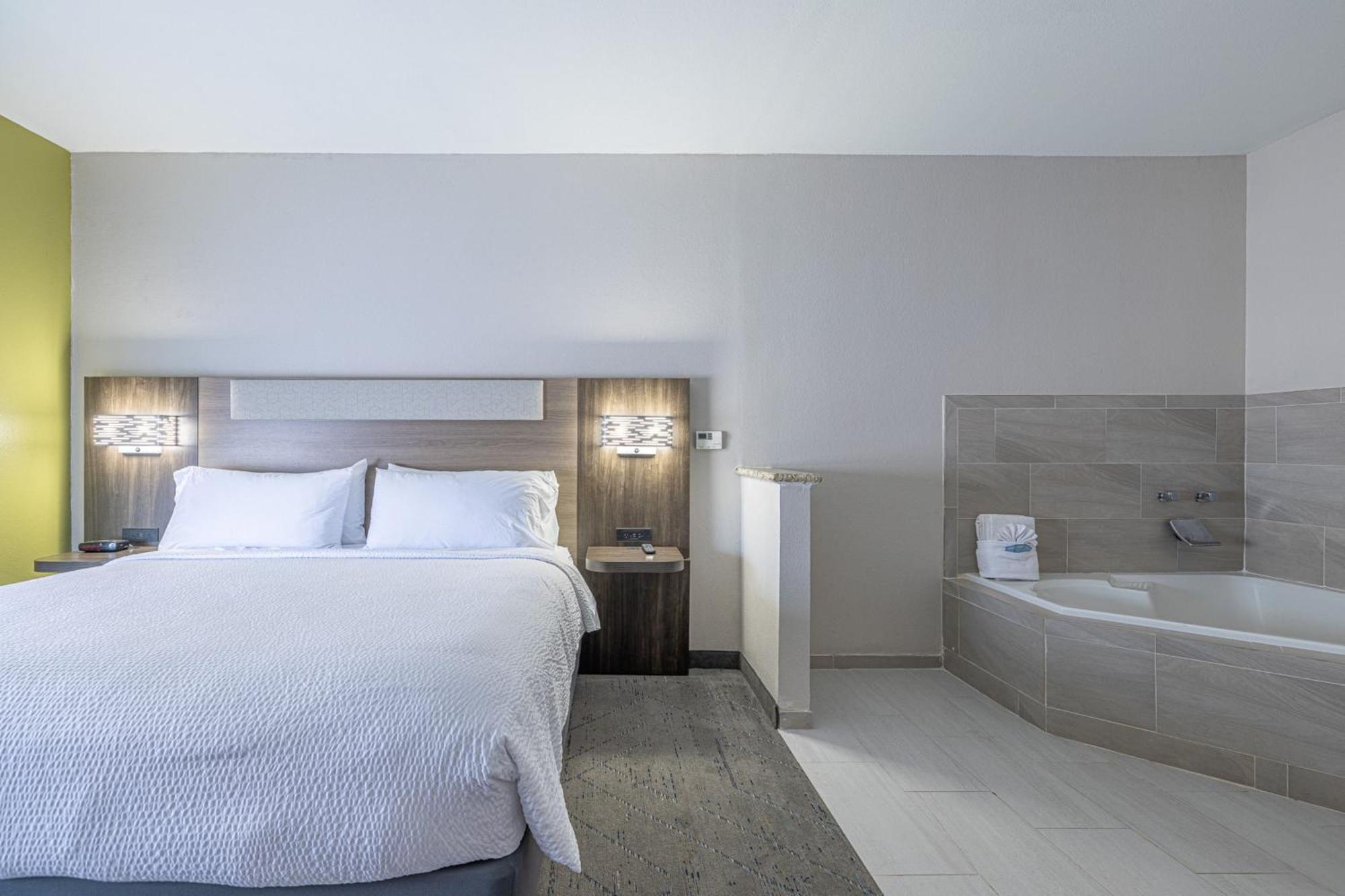 Holiday Inn Express & Suites College Station By Ihg Exteriér fotografie