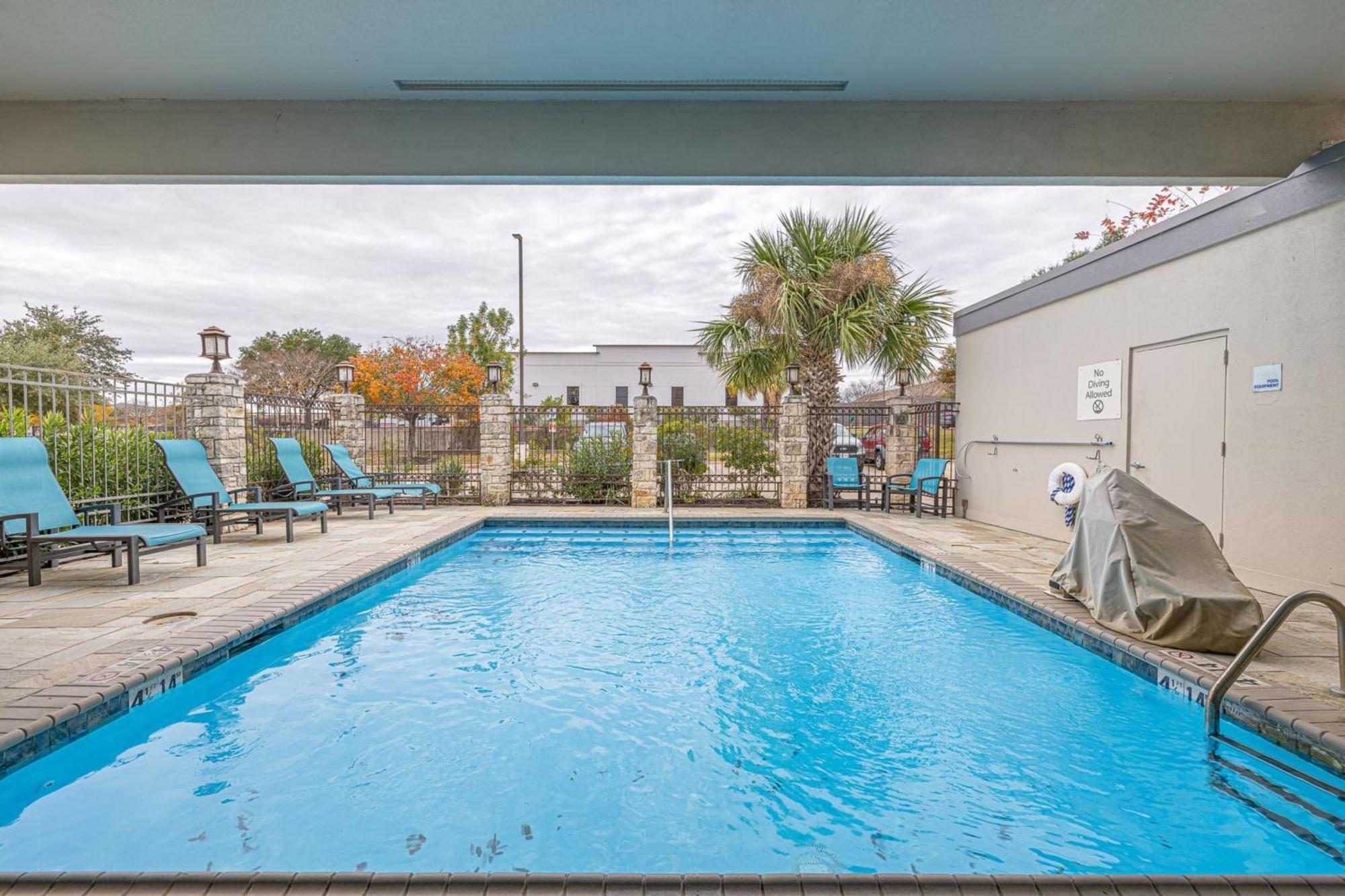 Holiday Inn Express & Suites College Station By Ihg Exteriér fotografie