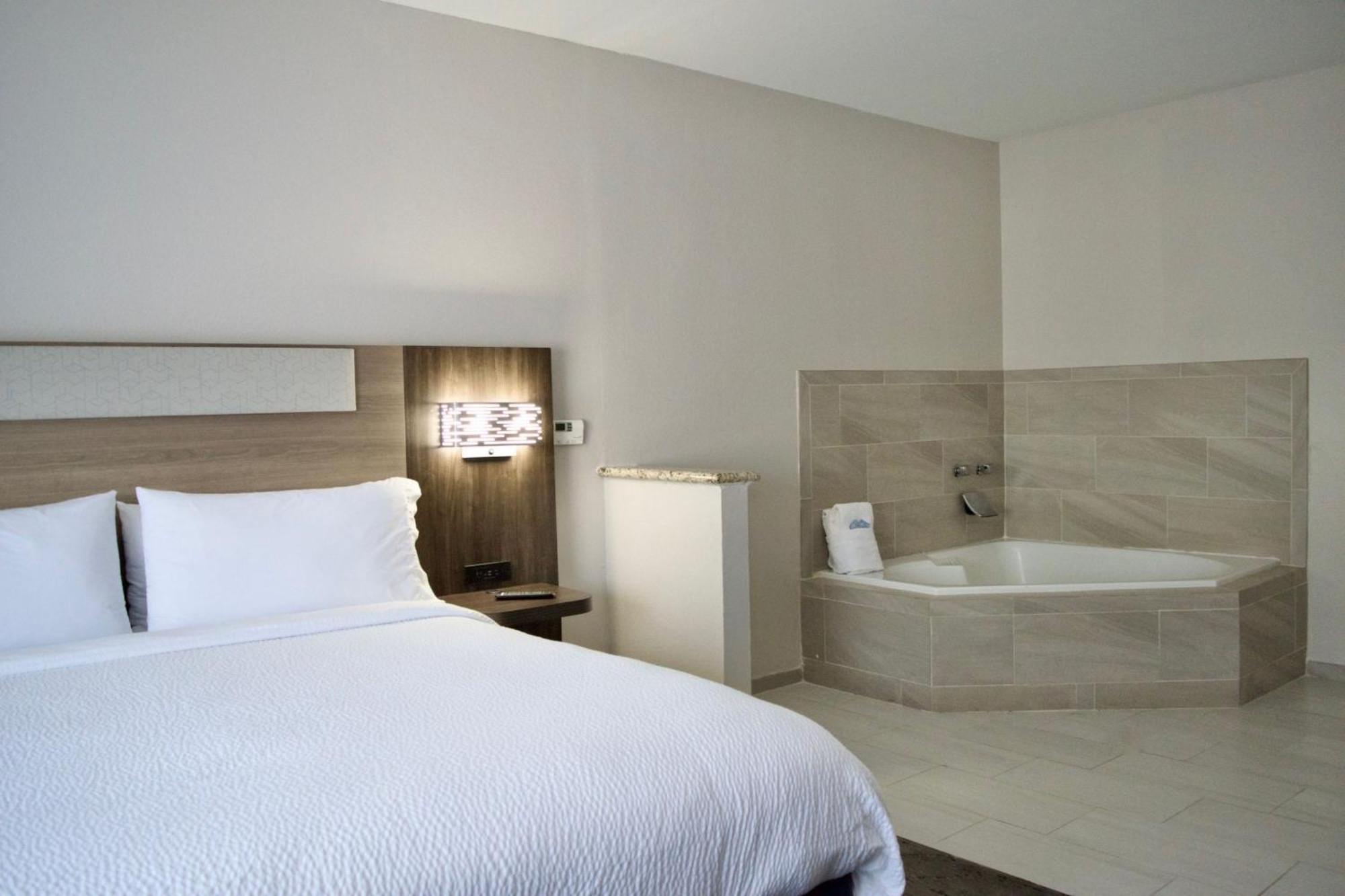 Holiday Inn Express & Suites College Station By Ihg Exteriér fotografie